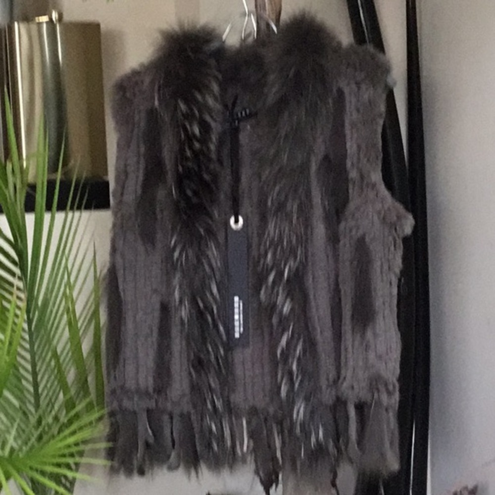 NEW FUR VEST